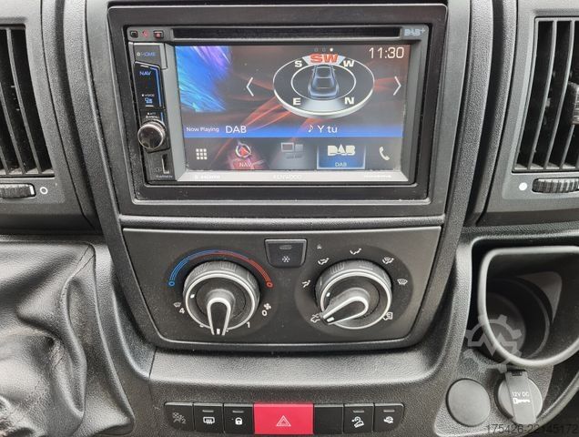 Halvintegreret autocamper BÜRSTNER Delfin T 660 *Luftfahrwerk*Solar*SAT+TV*