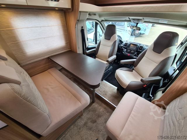 Halvintegreret autocamper BÜRSTNER Delfin T 660 *Luftfahrwerk*Solar*SAT+TV*
