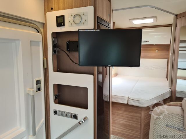 Halvintegreret autocamper BÜRSTNER Delfin T 660 *Luftfahrwerk*Solar*SAT+TV*