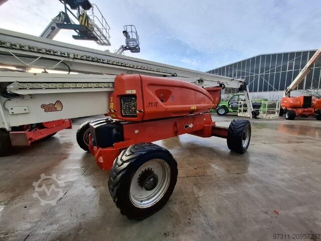 Mobil çalışma platformu JLG 1250AJP