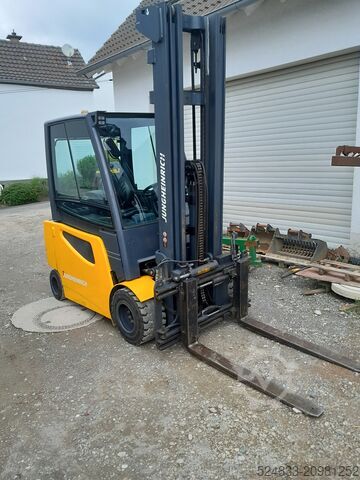 Carretilla elevadora Jungheinrich Typ:  EFG 430