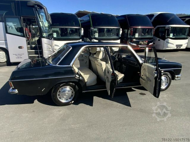 Fourgon MERCEDES-BENZ 200 D Strich 8 / W 115 / Oldtimer