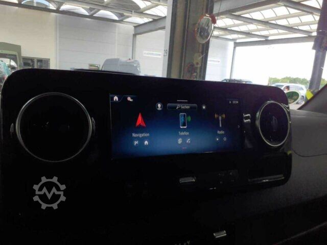Furgoneta Mercedes-Benz Sprinter 317 CDI,L2H2,Automatik,Kamera,Navi