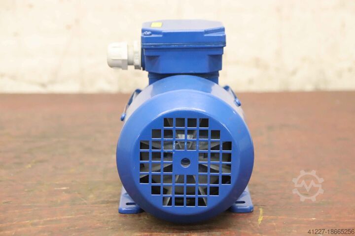 Elektromotor 0,25 kW 2760 tpm Elektrim Sg 63-2B