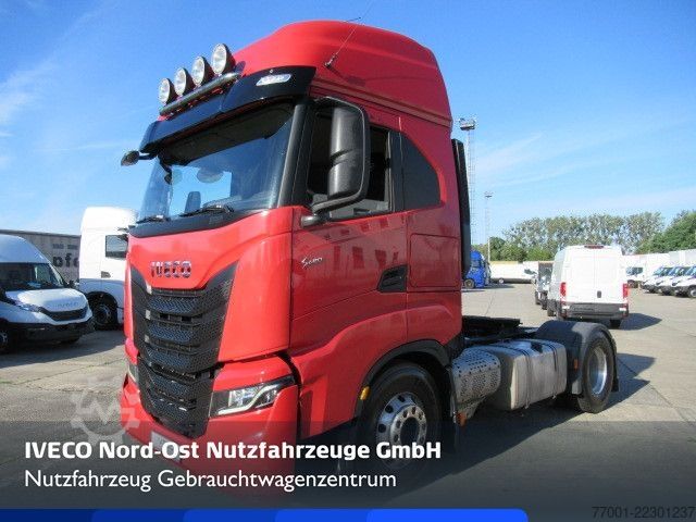 Standardní tahač IVECO AS440S48T/P / Retarder / Silo-Kompressor