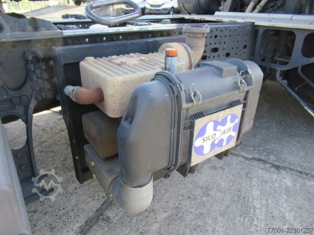 Standardní tahač IVECO AS440S48T/P / Retarder / Silo-Kompressor