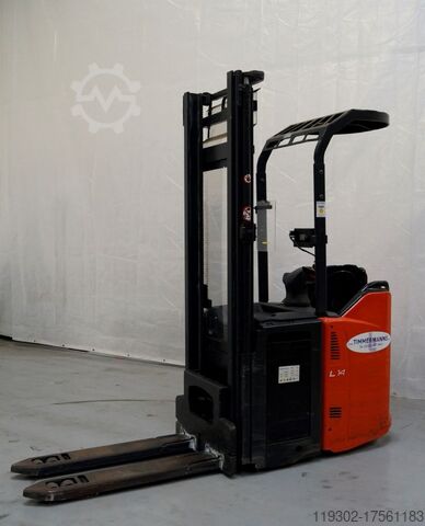 High Lift stacker Linde D14LSP-133