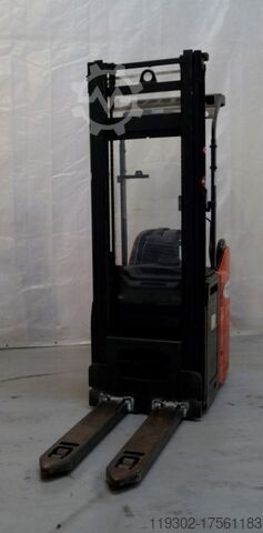 High Lift stacker Linde D14LSP-133