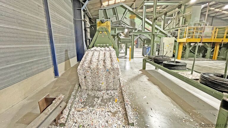 Bálázóprés HBK 100, 45 kW Bollegraaf Recycling Solutions B.V. Baler HBK 100 45 kW