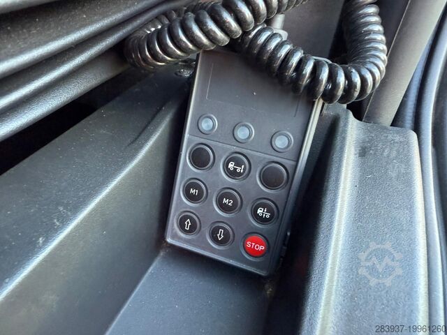 Fourgon bâche iveco 75E21 P