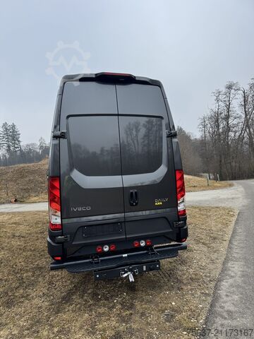 Zárt kocsi Iveco MY24 IVECO DAILY 4x4 VAN 70S18H A8 WX -