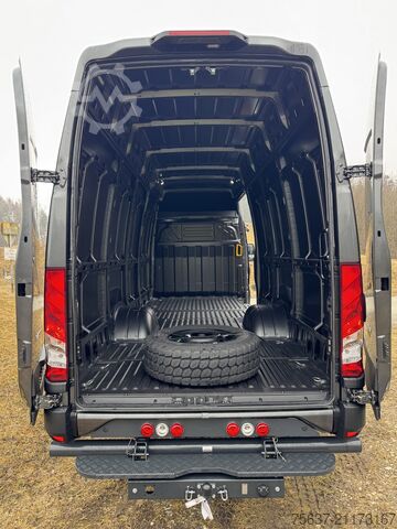 Zárt kocsi Iveco MY24 IVECO DAILY 4x4 VAN 70S18H A8 WX -