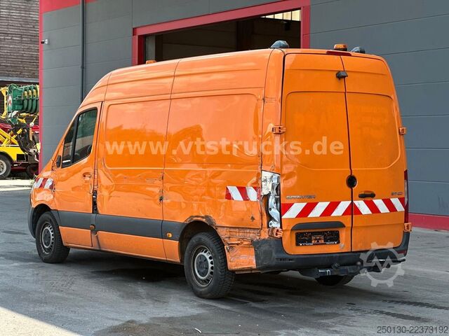 Bestelwagen MERCEDES-BENZ Sprinter 317 CDI III Kasten RWD *Unfallschaden*