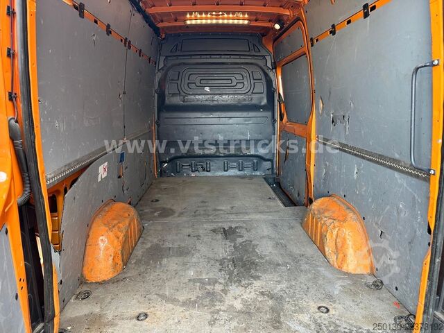Bestelwagen MERCEDES-BENZ Sprinter 317 CDI III Kasten RWD *Unfallschaden*