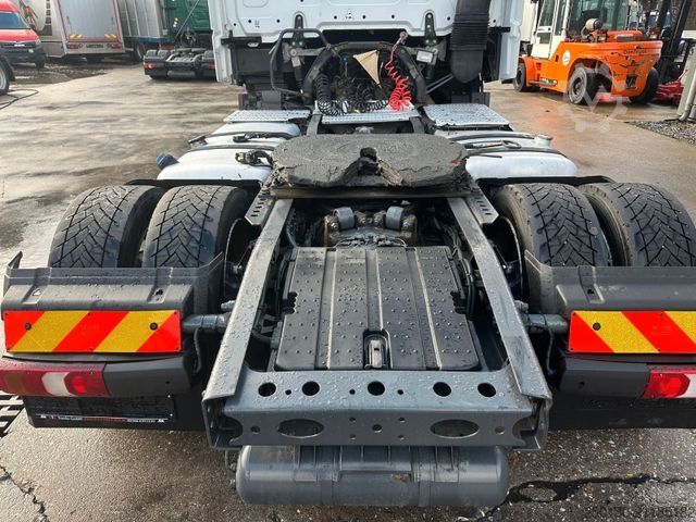 Objemový tahač MERCEDES-BENZ Actros 1845 Euro6 4x2 Voll-Luft
