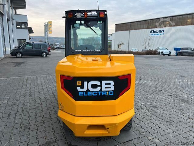 Telescopic loader JCB TLT 35-22E Teletruck / nur 131h! / 2022 / SS