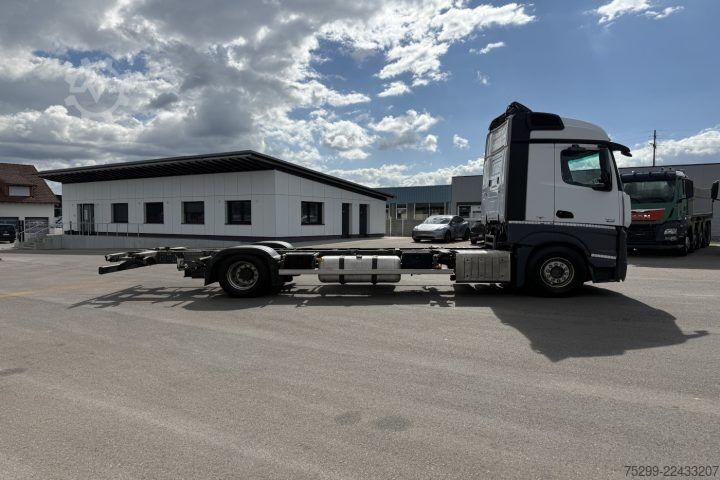 Swap body truck Mercedes-Benz Actros 1842 BDF / Swiss-Vehicle
