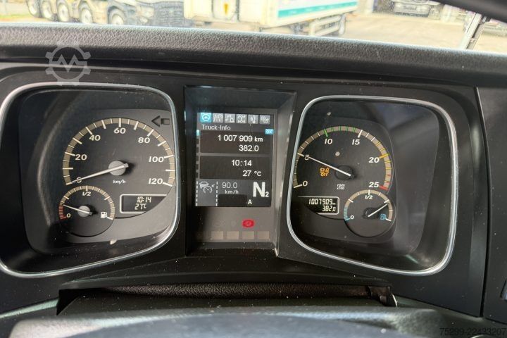 Swap body truck Mercedes-Benz Actros 1842 BDF / Swiss-Vehicle