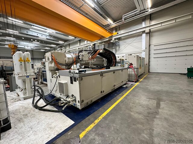 Spritzgießmaschine KraussMaffei KM 950-17200 MX
