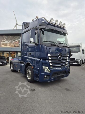 Standardni traktor Mercedes-Benz Actros 1851 with Retarder