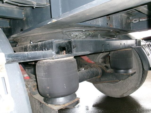 Beverage semitrailer  13,6 m Wingliner Aufbau*Lenkachse*LBW*ohne Runge