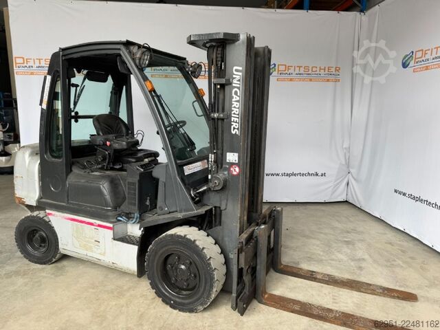 Dieselstapler UniCarriers YG1D2A32Q