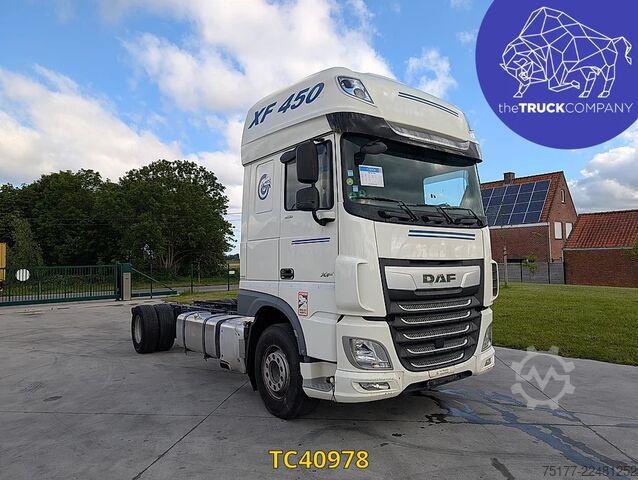 Šasija sa taksijem DAF XF 450