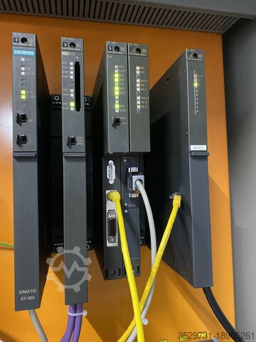 Behälterfördertechnik mit PickByLight Hörmann Logistik, Förster & Krause, KBS 