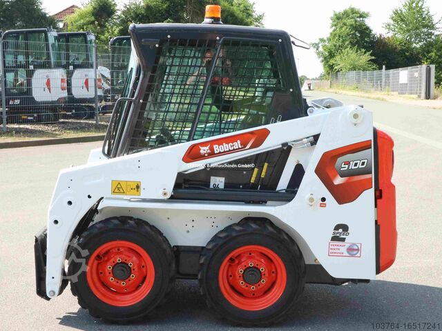 Skid steer loader Bobcat S 100