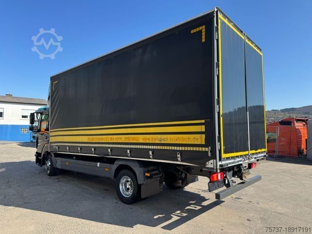 Schuifzeil bestelwagen MERCEDES-BENZ 824 L + Anhänger