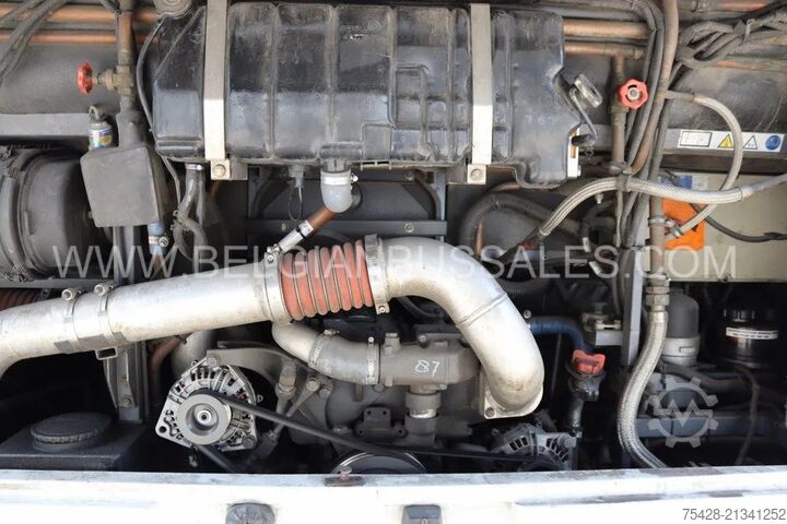 Autocarro de turismo VDL Futura classic FHD-13-420 / Lift Handicap Bus /...