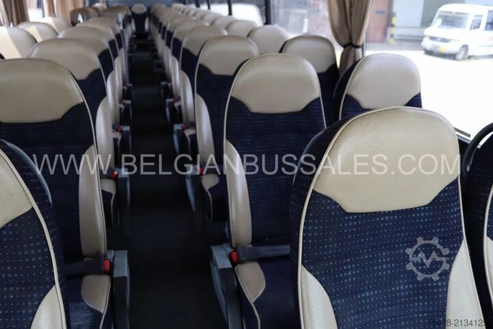 Autocarro de turismo VDL Futura classic FHD-13-420 / Lift Handicap Bus /...