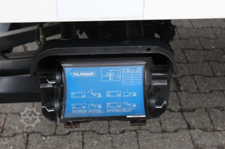 Furgão fechado MAN TGL 8.180 E6 Koffer 6,1m 3 Sitze   Schalter