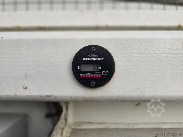 ψαλιδωτό ανυψωτικό Holland Lift N-165EL12