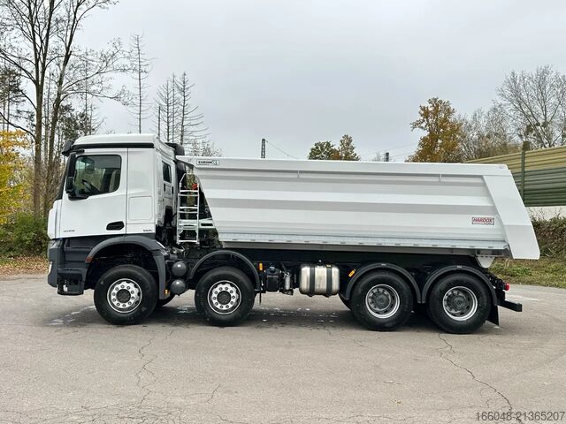 Ανατρεπόμενο φορτηγό Mercedes-Benz Arocs 4145 Mercedes-Benz AROCS 5 4145 8X4 E6e E...