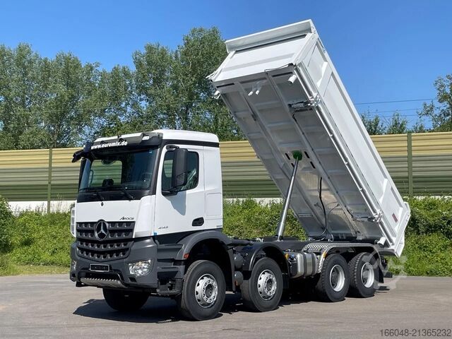 Ανατρεπόμενο φορτηγό Mercedes-Benz Arocs 4145 Mercedes-Benz 4145 8X4 Euromix EMT 3...