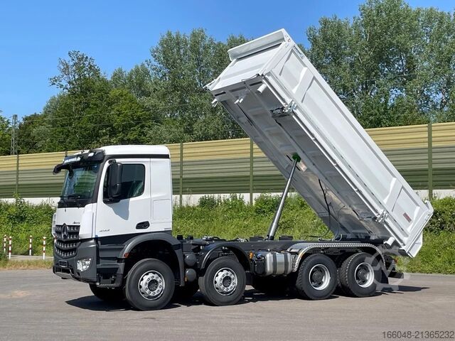 Ανατρεπόμενο φορτηγό Mercedes-Benz Arocs 4145 Mercedes-Benz 4145 8X4 Euromix EMT 3...
