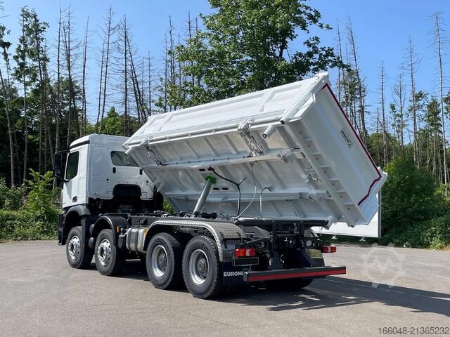 Ανατρεπόμενο φορτηγό Mercedes-Benz Arocs 4145 Mercedes-Benz 4145 8X4 Euromix EMT 3...