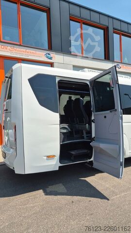 Minibus IVECO 2x Daily 70 Lagerfahrzeug Ferqui Sunrise 2,5 m B