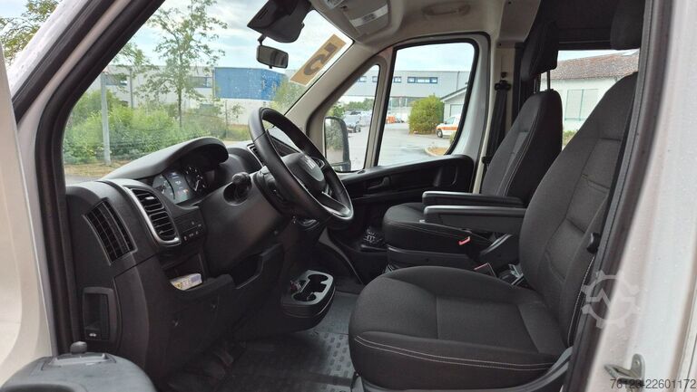 Minibus FIAT Ducato 9 Sitzer Mobility Airlineboden Rolli