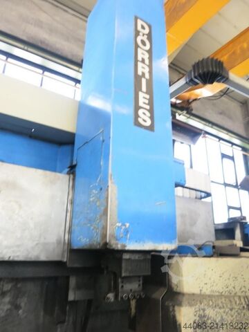 Dikey taret torna tezgahı - tek sütun DÖRRIES VCE 100