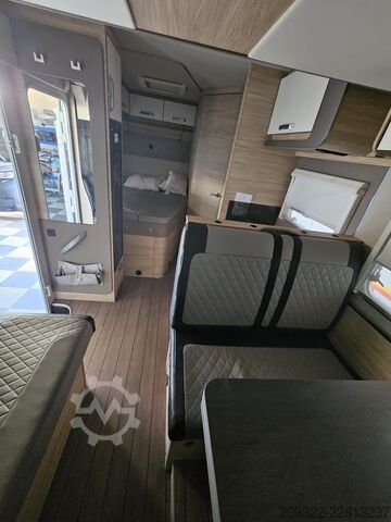 Halvintegrerad husbil 2024 Fiat Ducato Weinsberg Carasuite | Automatico | 5 posti letto