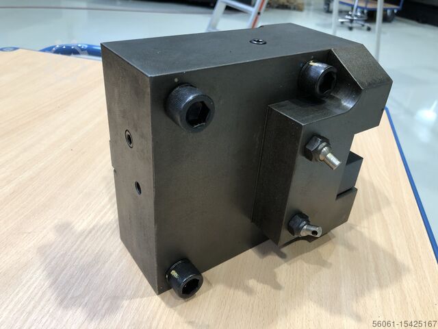 External swivel bracket Puma VT1100 | 32mm DOOSAN LVZ550217