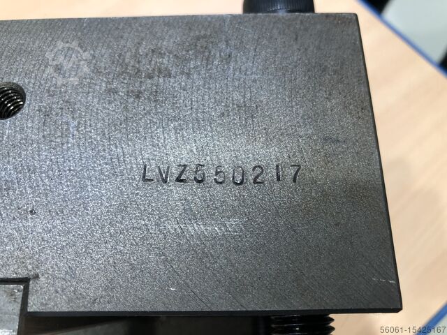 External swivel bracket Puma VT1100 | 32mm DOOSAN LVZ550217