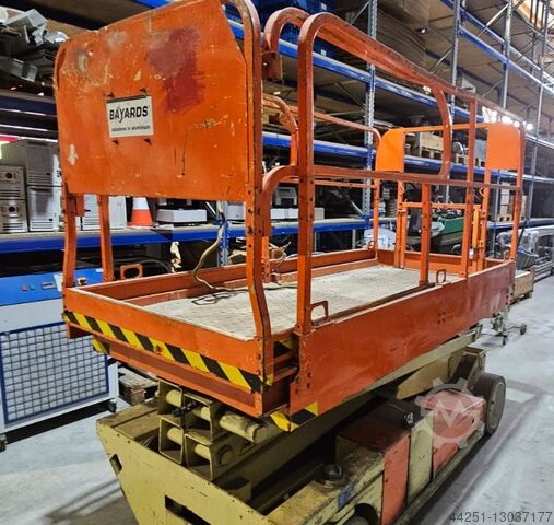 Hefplatform Schaarlift Mec 2047ES