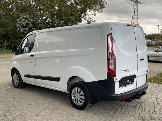 Skåpbil ford Transit Custom 270 2.2TDCi *Klima*Tempomat*