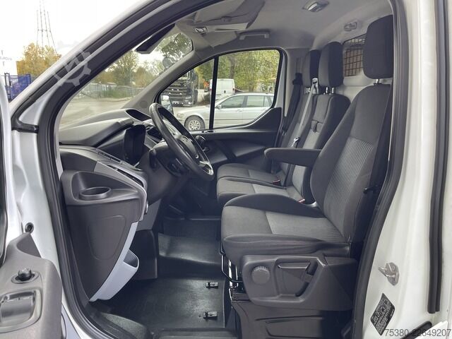 Skåpbil ford Transit Custom 270 2.2TDCi *Klima*Tempomat*