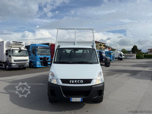 Driezijdige kiepwagen iveco daily 65c15