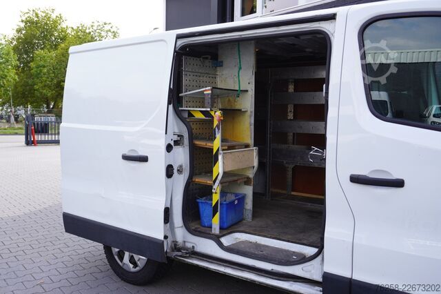Skåpbil Renault Trafic 2.0 dCi 110PK EURO 6 - Airco - Navi - Cr...