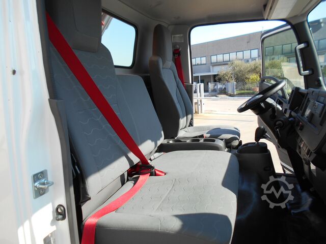 Volquete Isuzu M30 - GRU PALFINGER PK5001 + RIBALTABILE